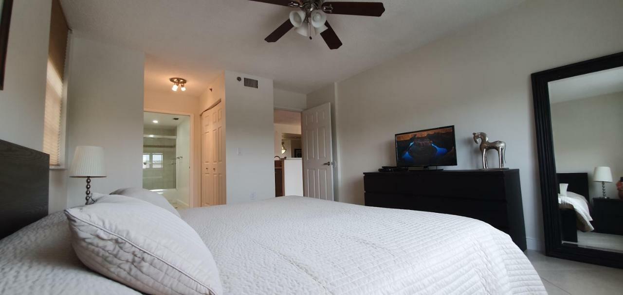 마이애미 Yacht Club Aventura 2Br + 2Ba 아파트 외부 사진